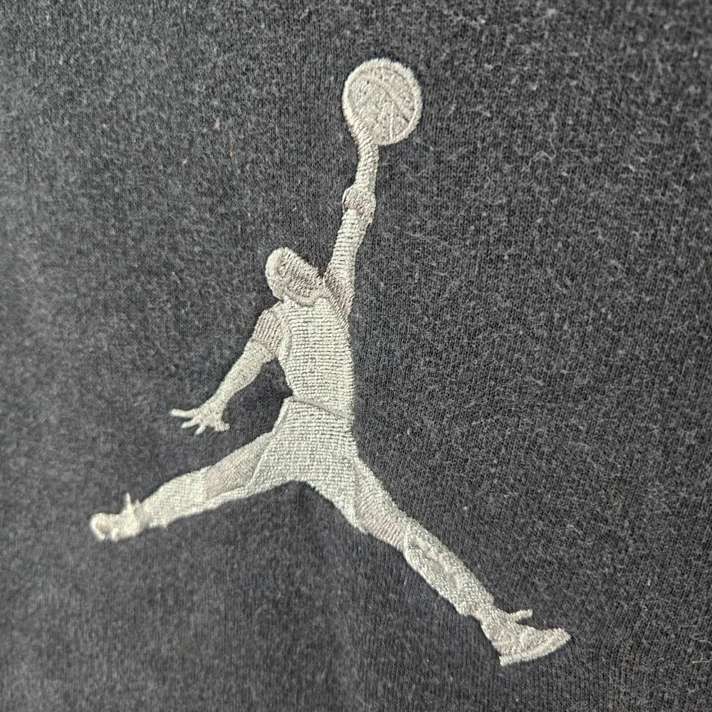 VINTAGE‎ Air Jordan Men Sweatshirt S Black Hoodie Logo Jumpman Embroidered Y2K